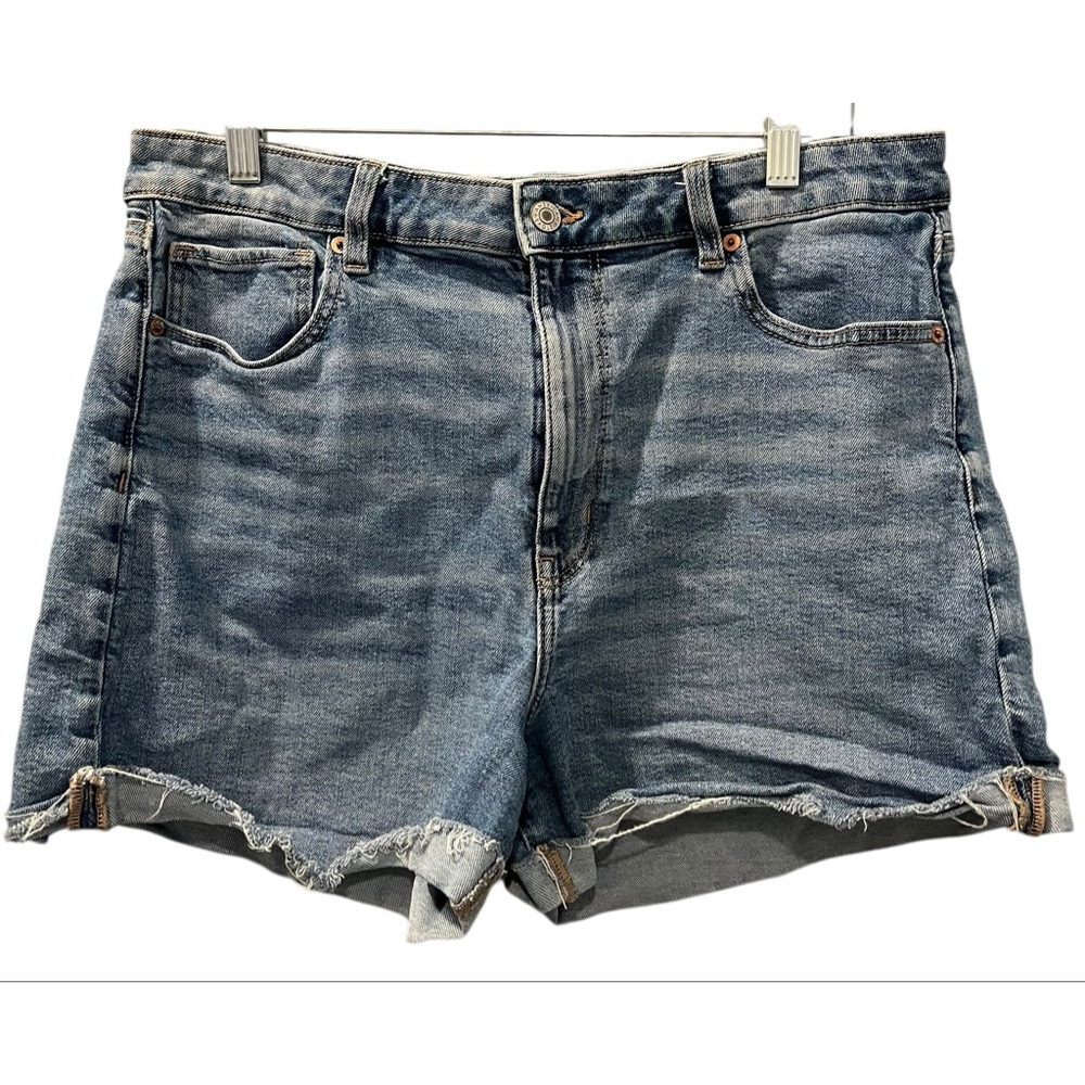 American Eagle Size 14 Denim Mom Shorts Med Wash Stretch Jean Casual Blue